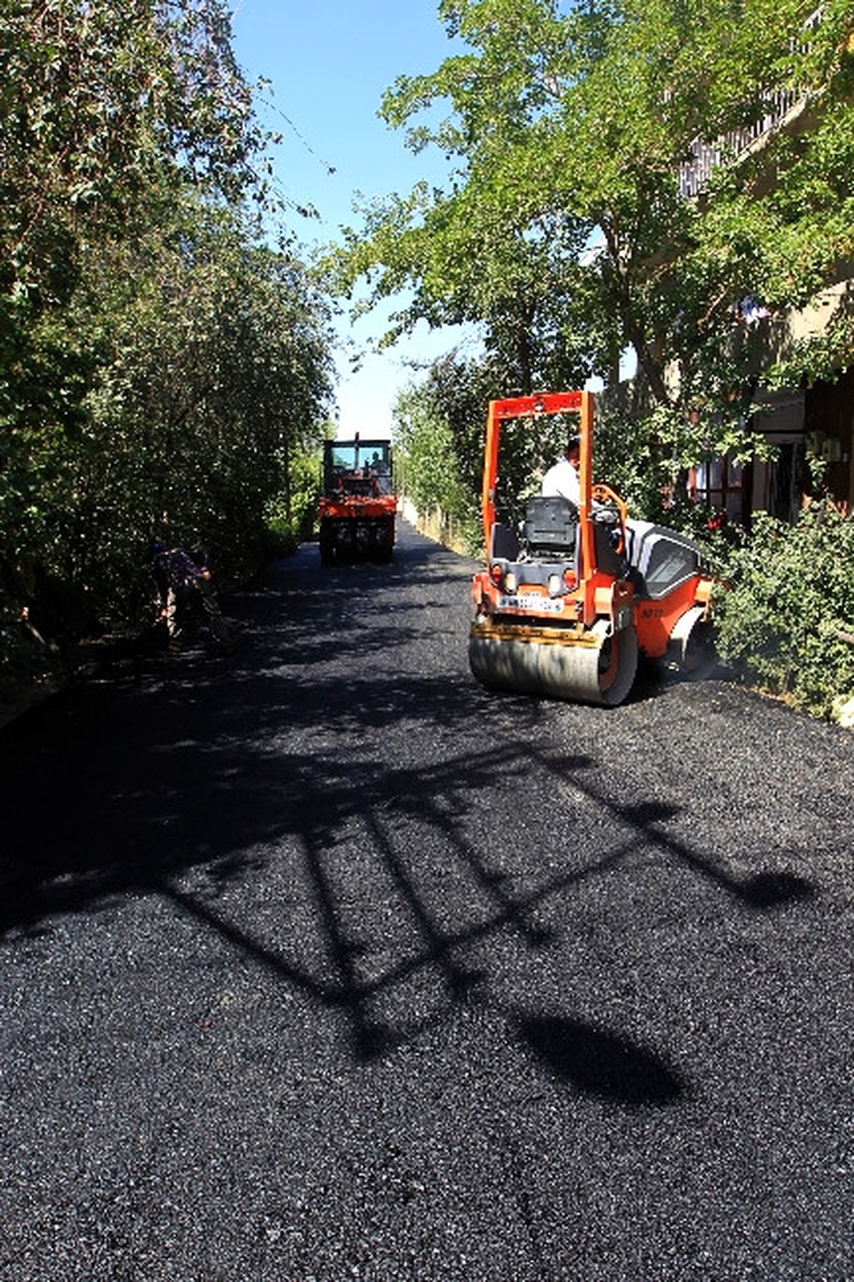 Van Belediyesi\'nden Yol Asfaltlama Çalışması