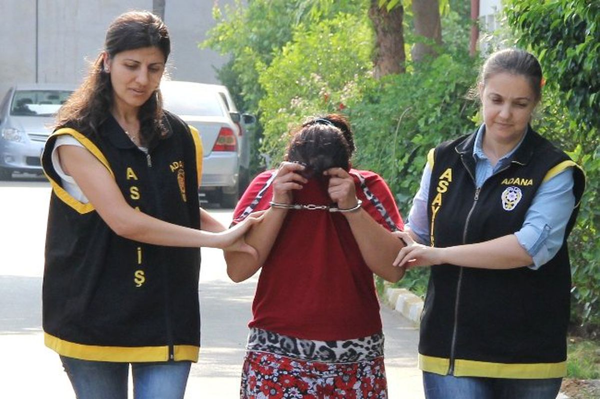 Yakalanmamak İçin Gece Evde Kalmıyorlarmış