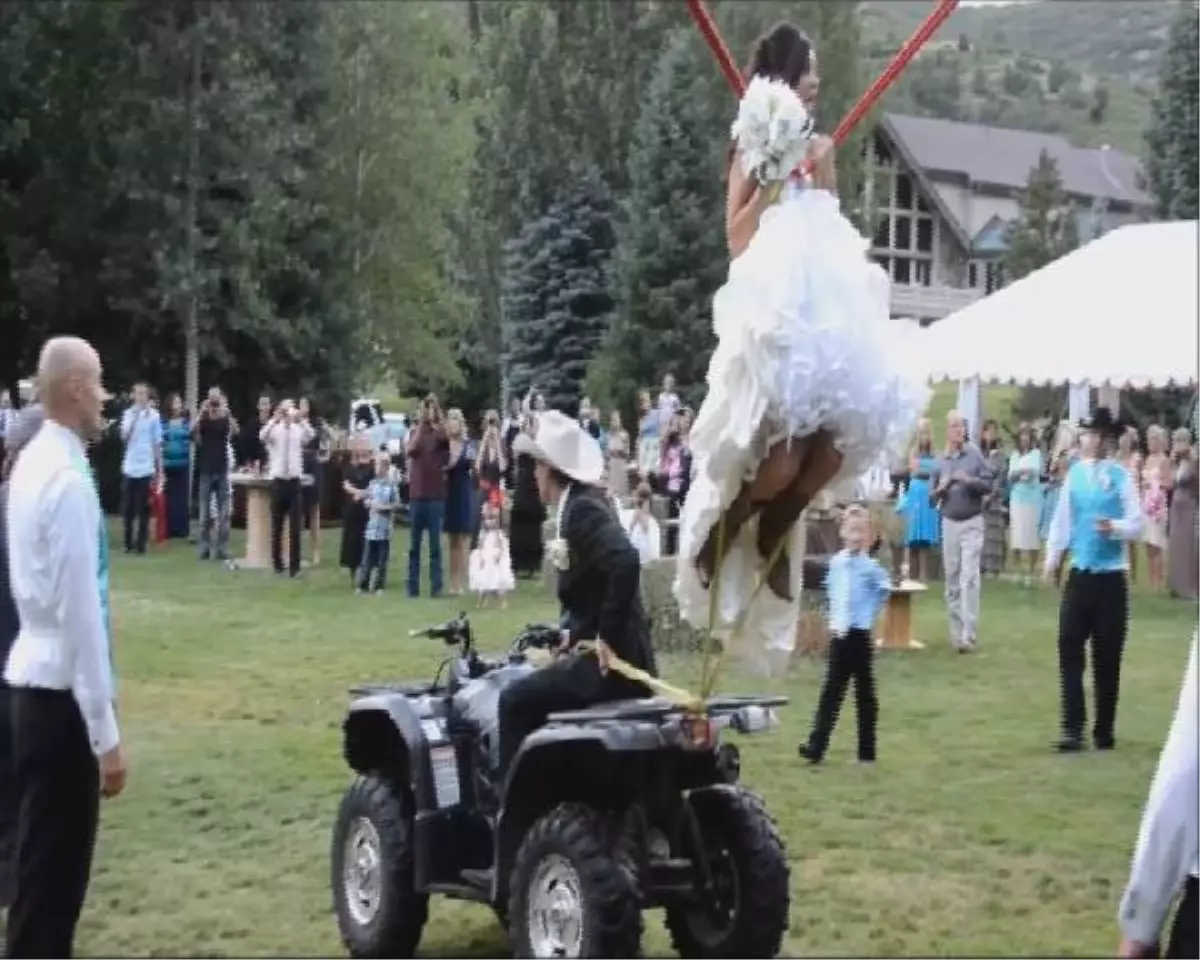 Yeni Gelinin Yaptığına Bak