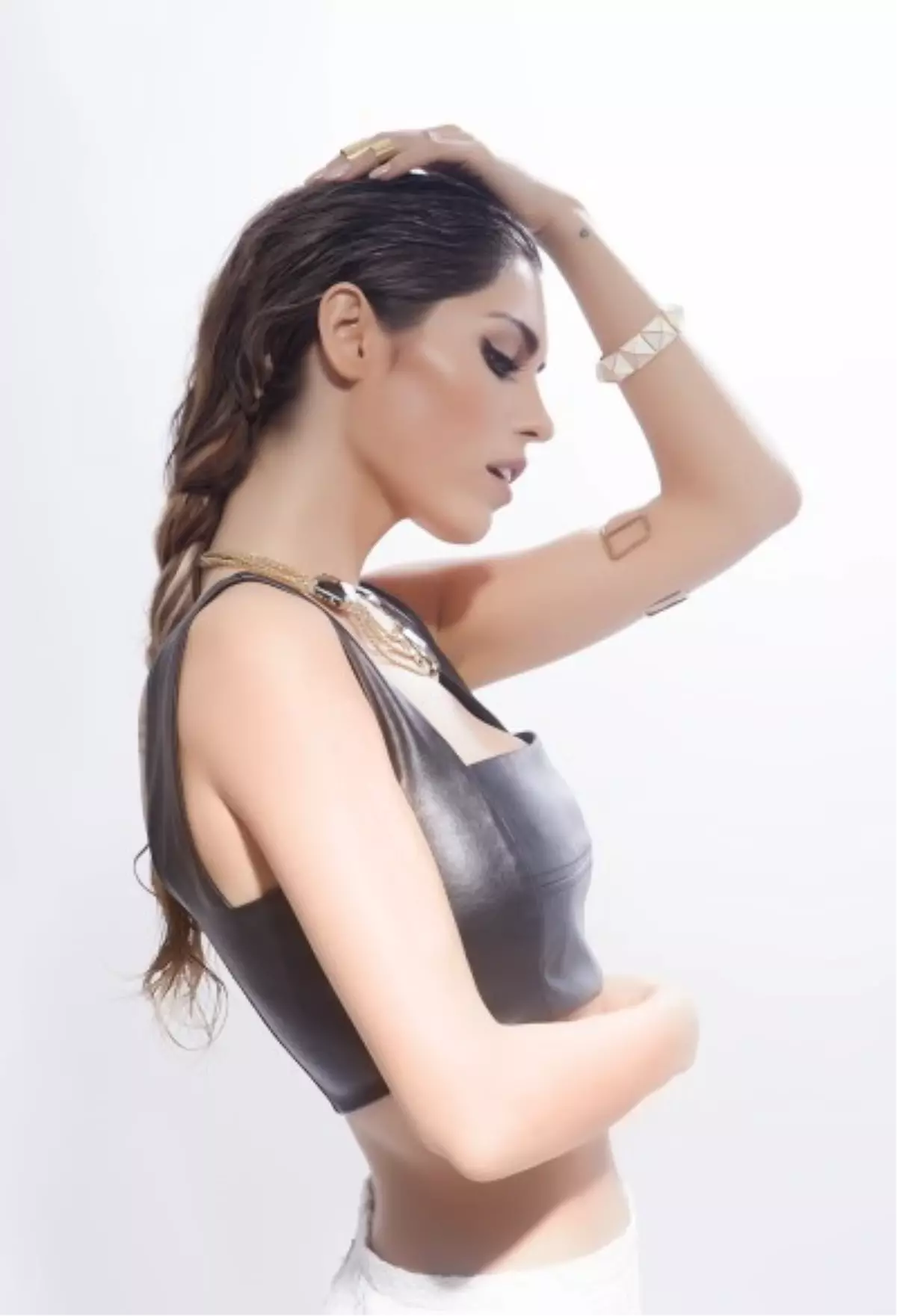 Yolanthe Cabau\'dan Çok Özel Açıklamalar