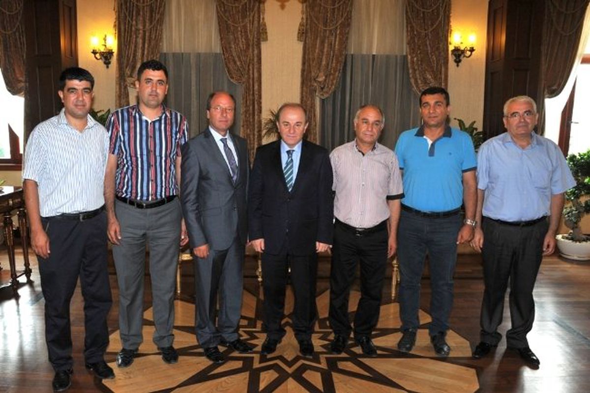Yörüklerden Vali Öztürk\'e Ziyaret