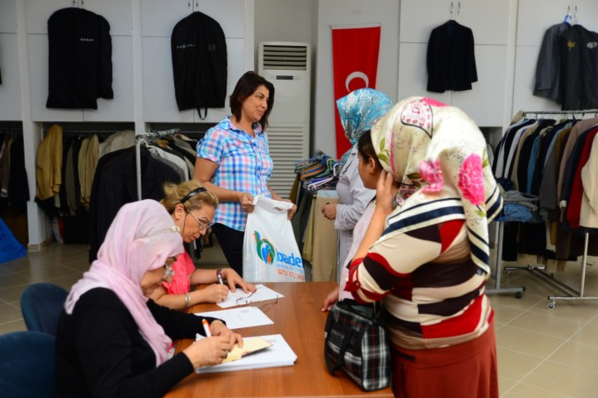 3 Bin Aileye Temel Gıda Yardımı