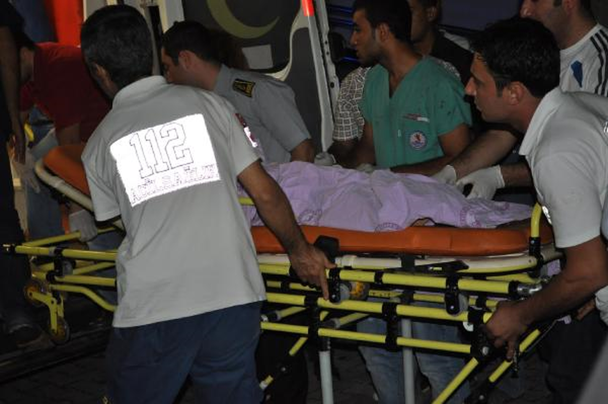 5 Yaşındaki Kızı, Başına Taşla Vurup İnşaata Attılar