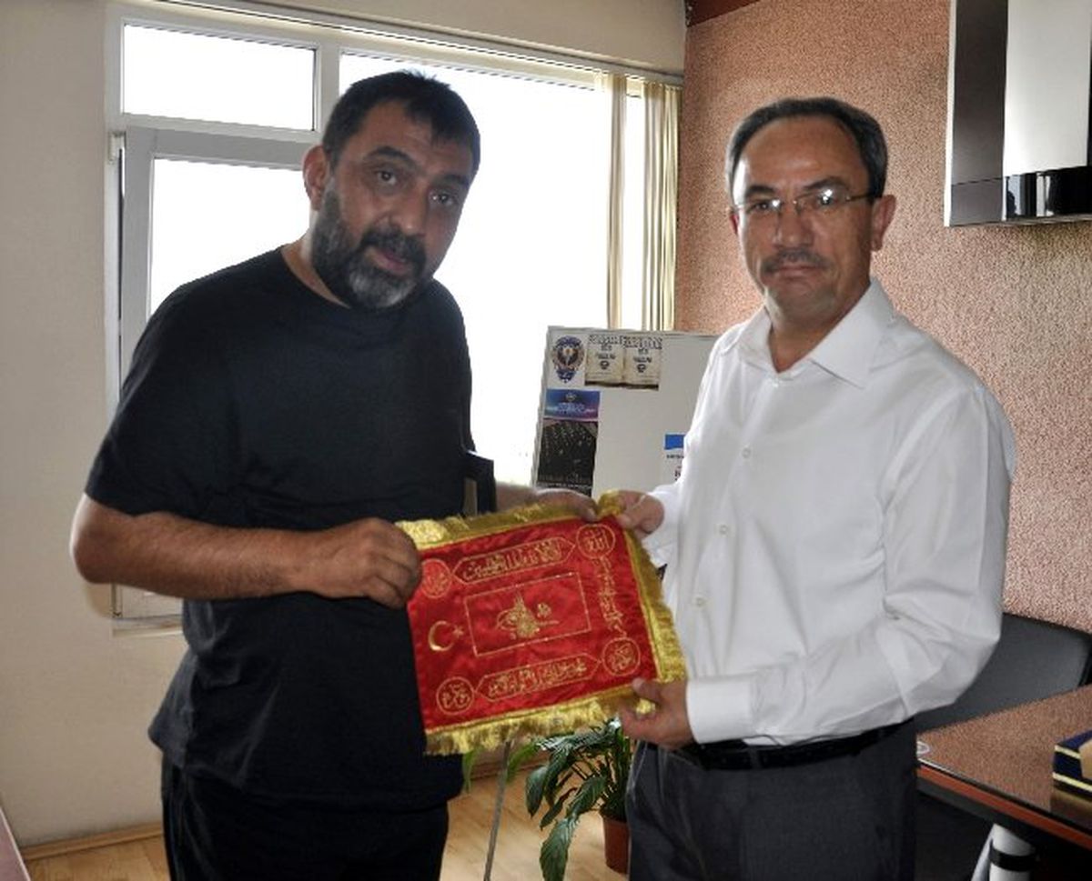 Ahmet Yenilmez Polis Radyosu\'nda