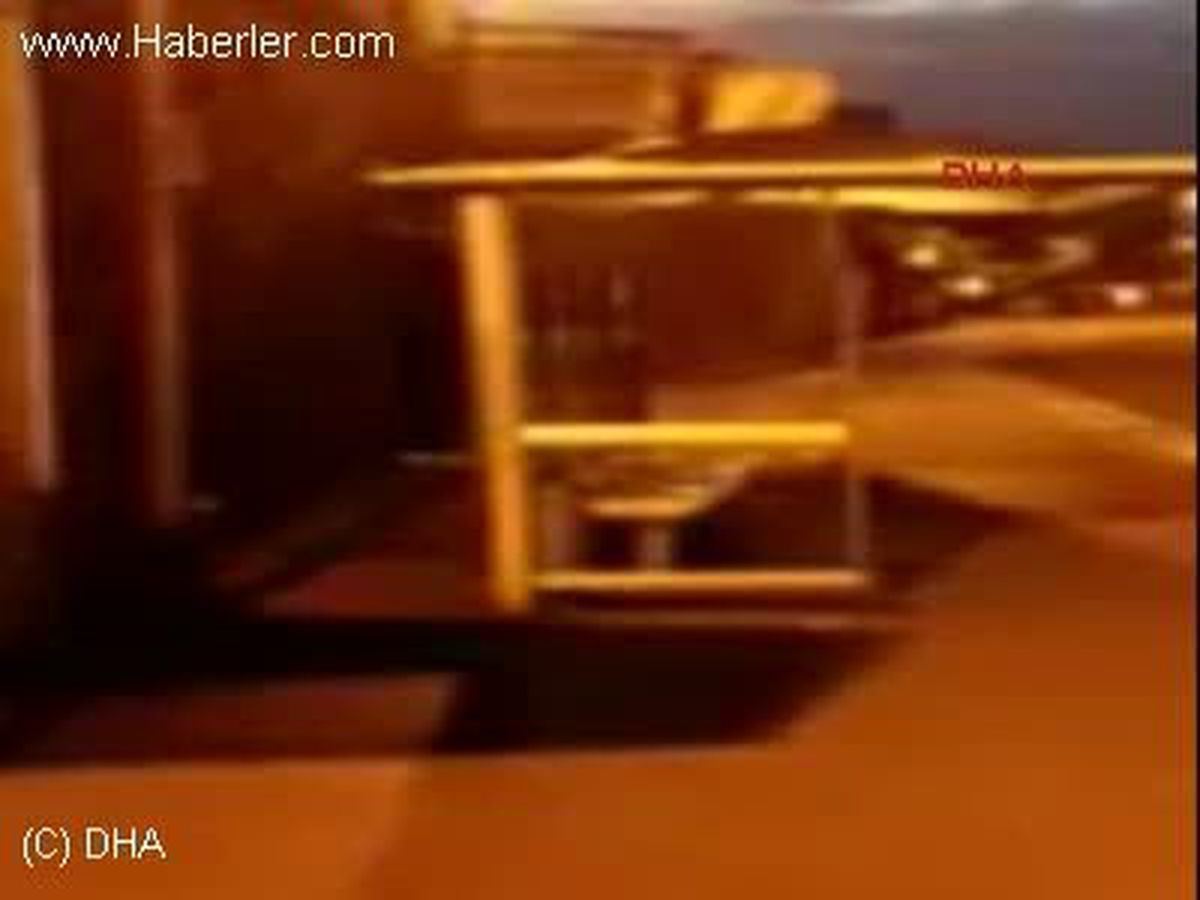 Alkollü Adamın \'Çılgın\' Şovu Kısa Sürdü