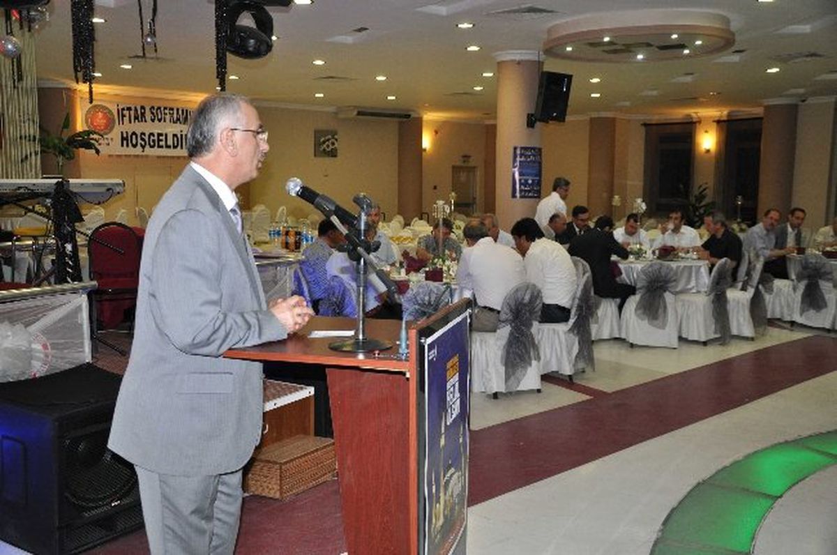 Balıkesir Müftülüğü\'nden İftar