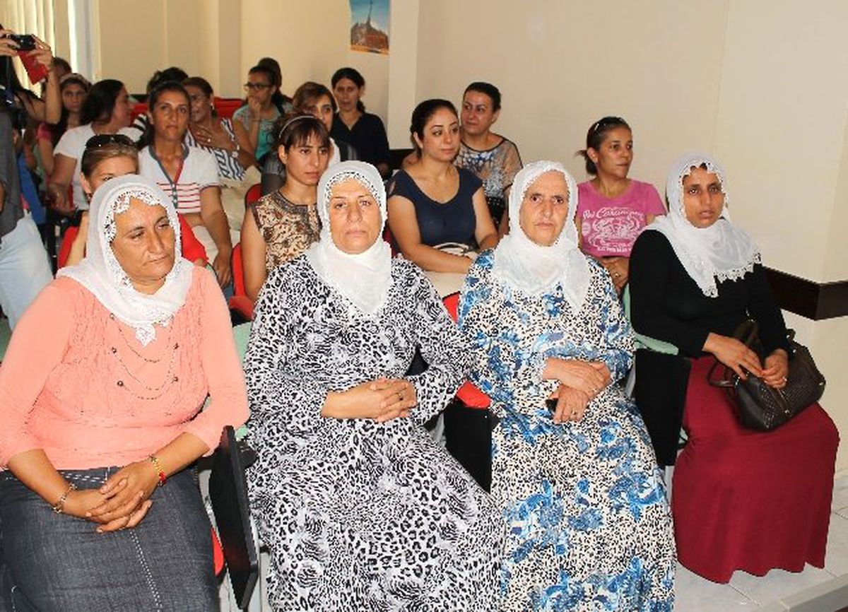 BDP\'li Kadınlar Siirt\'teki Cinsel İstismarı Kınadı