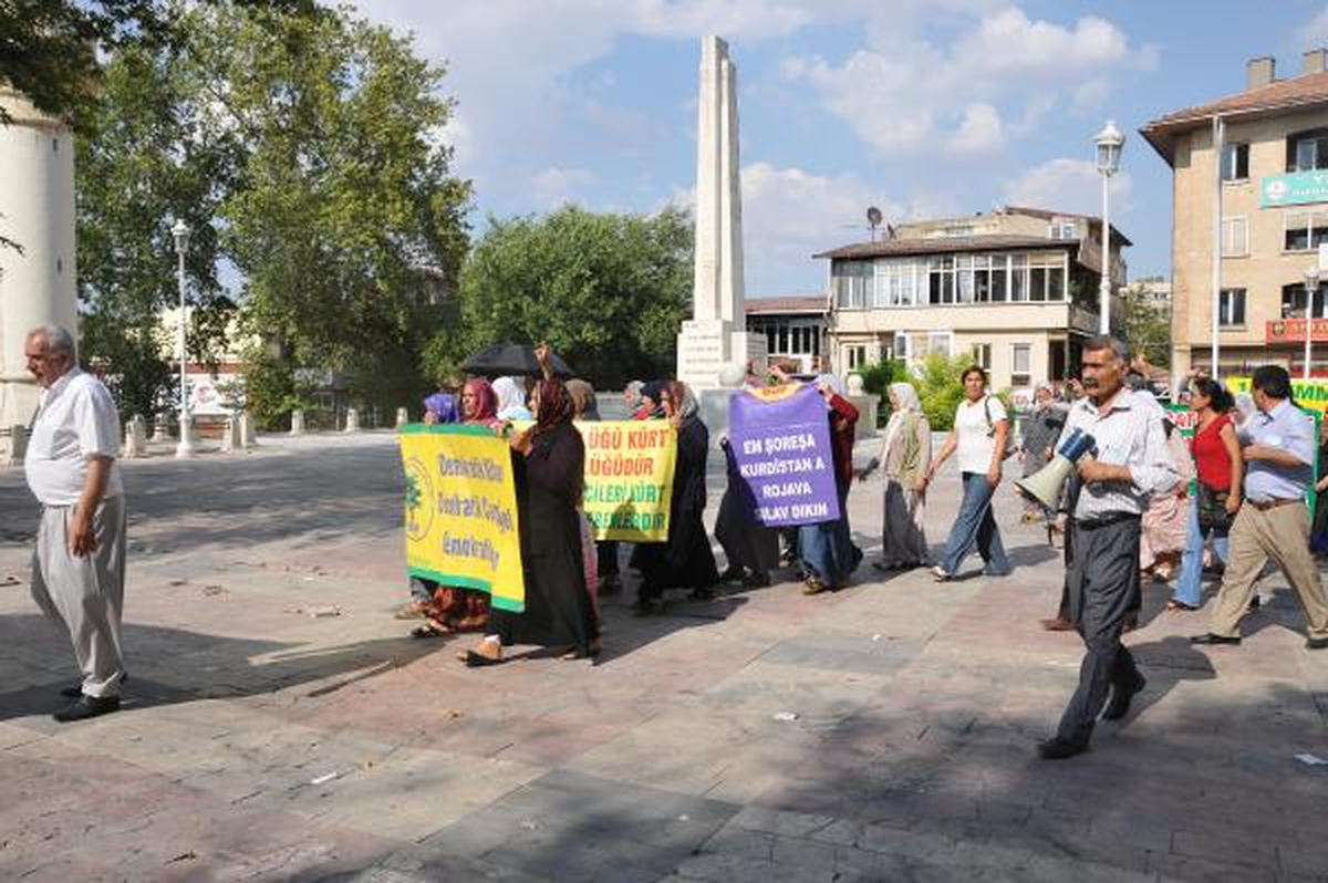 Siirt\'teki Tecavüz Gaziantep\'te Protesto Edildi