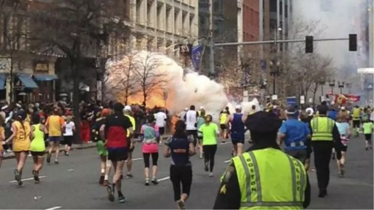 Tsarnaev\'in Yakalanış Anının Fotoğrafları Yayımlandı