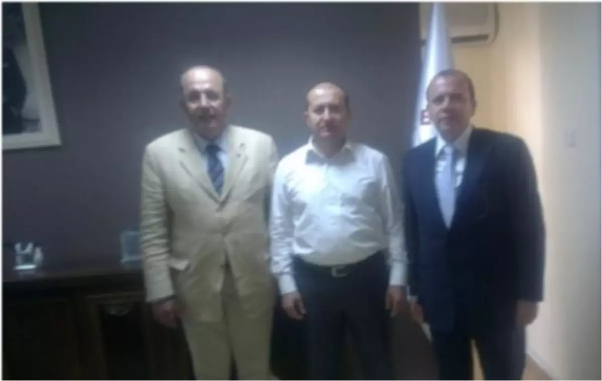 Bursa Ticaret Borsası Yönetim Kurulu Başkanı ve Meclis Başkanı\'ndan Genel Müdüre Ziyaret