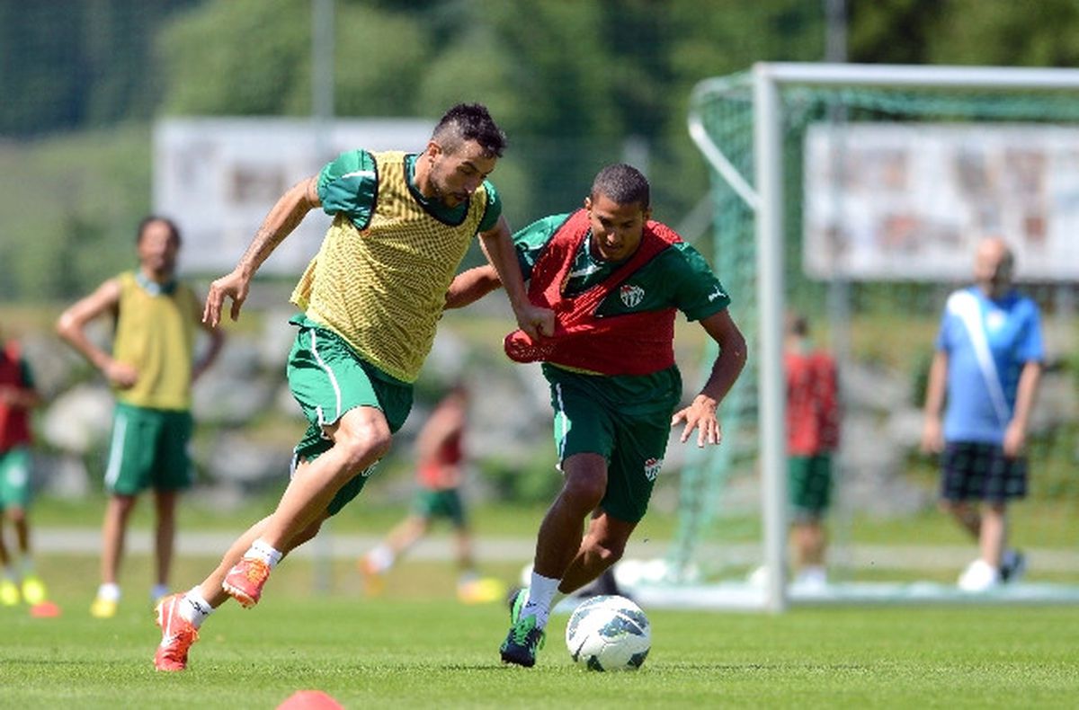 Bursaspor Eren Derdiyok\'un Peşinde