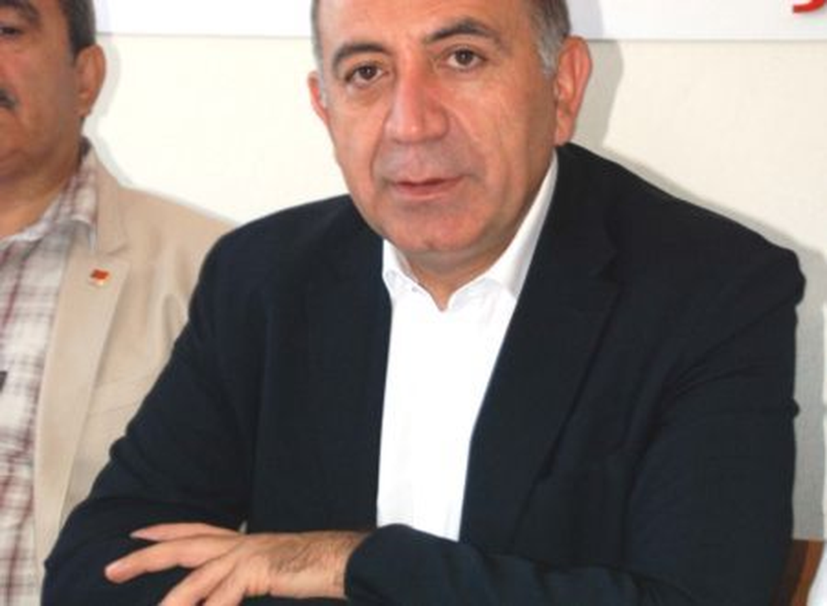 CHP Benzin Zammını Yargıya Taşıdı
