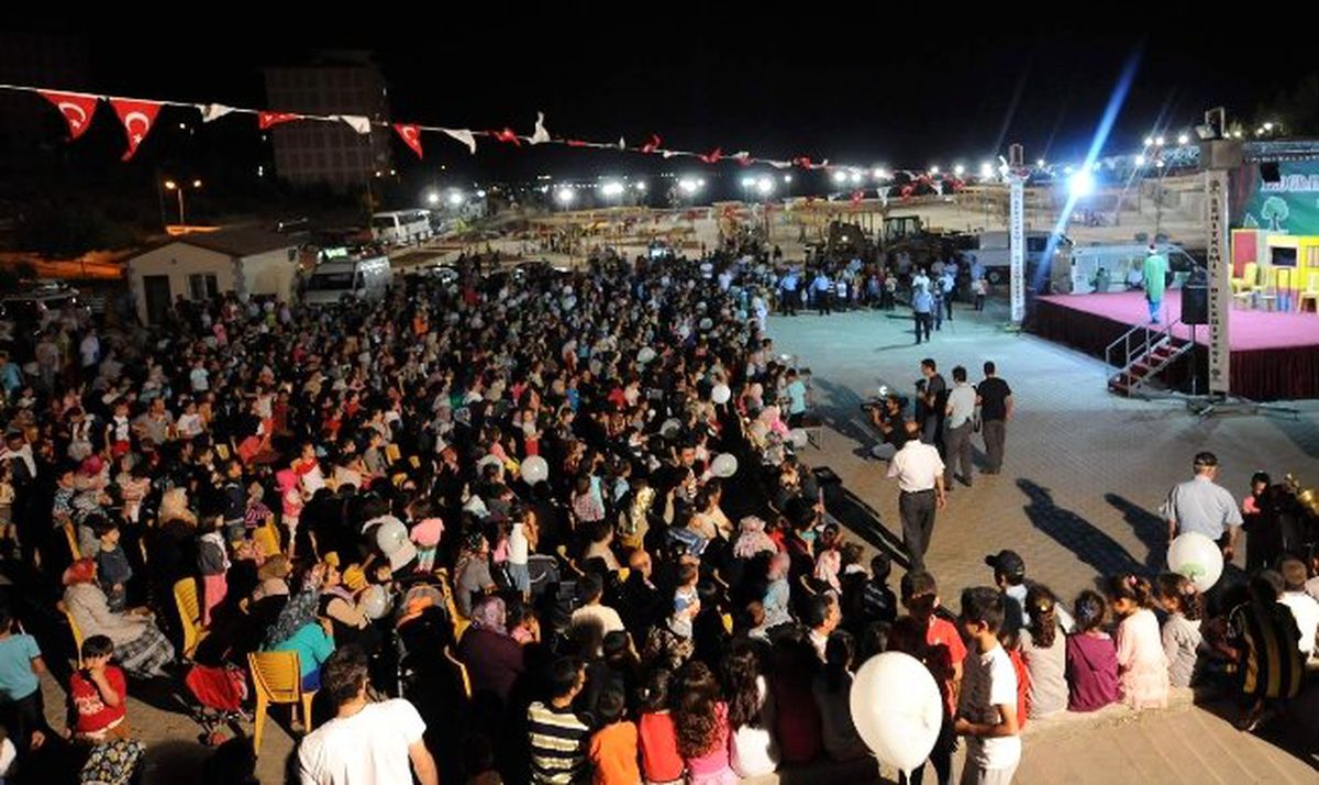 Çocuklar, Şehitkamil Belediyesi Ramazan Şenliği ile Eğleniyor