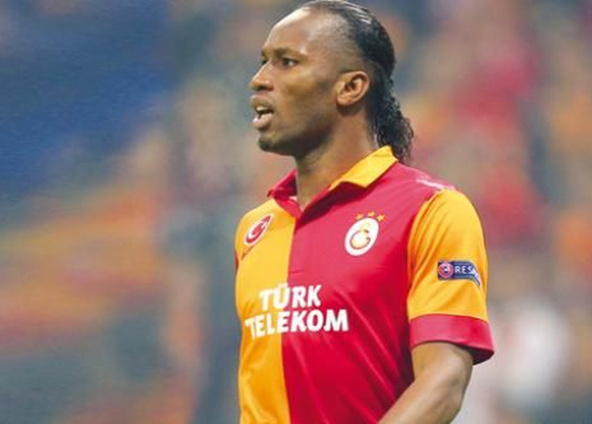 Drogba, Kameramanlığa Soyundu