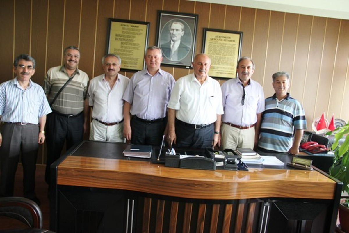 Eğitim-Bir-Sen Kocasinan İlçe Milli Eğitim Müdürlüğü\'nü Ziyaret Etti
