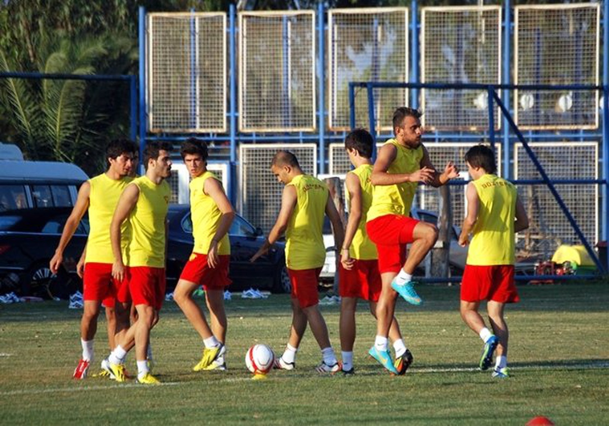 Göztepe\'de Yeni Sezon Hazırlıkları Sürüyor