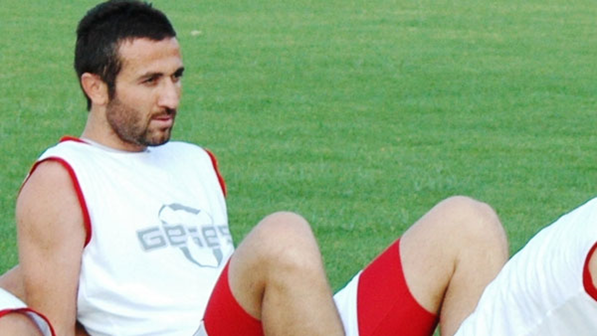 Hasan Demir Denizlispor\'da Kaldı