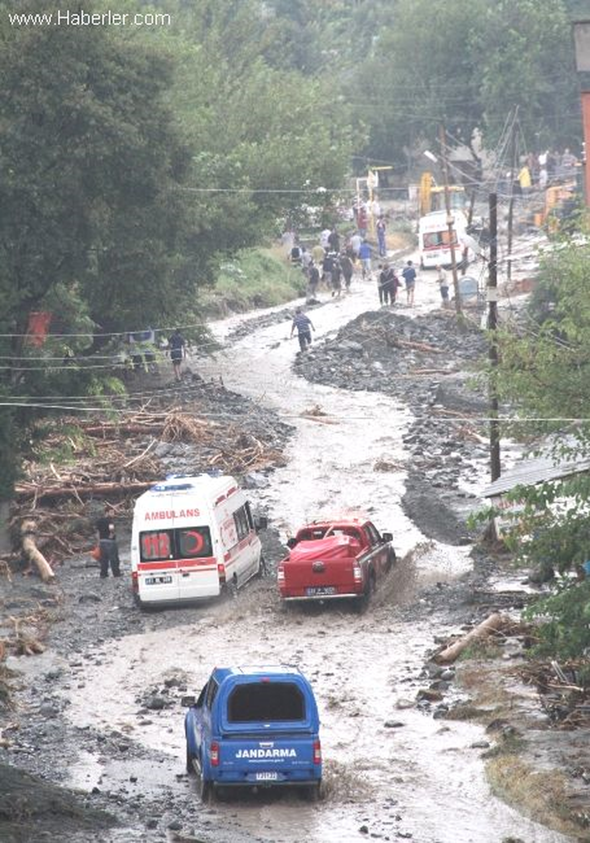 Hatay\'da Sel: 3 Ölü, 6 Yaralı