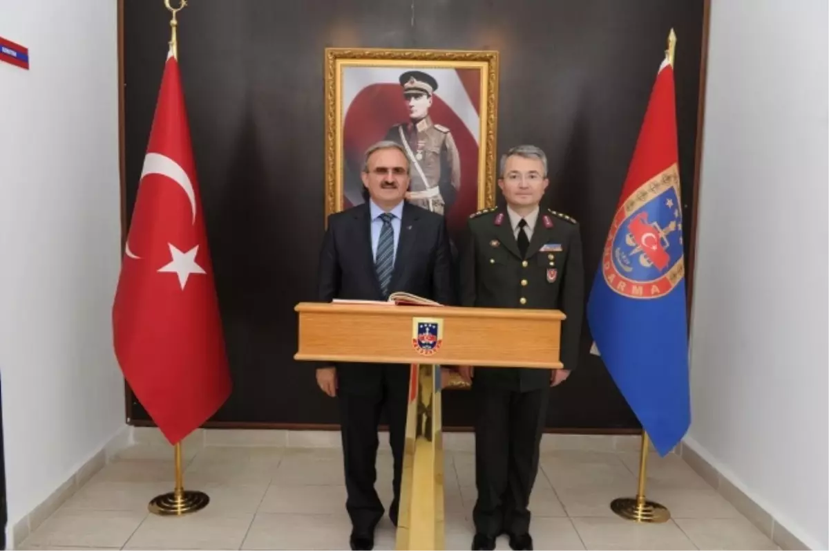 İl Jandarma Komutanı Alkan Van'dan Ayrıldı