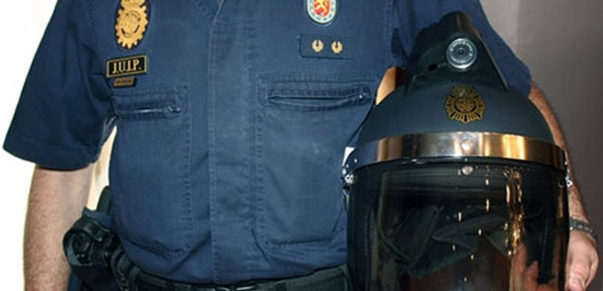 Futbolda Şiddete Karşı Polislere Kameralı Kask