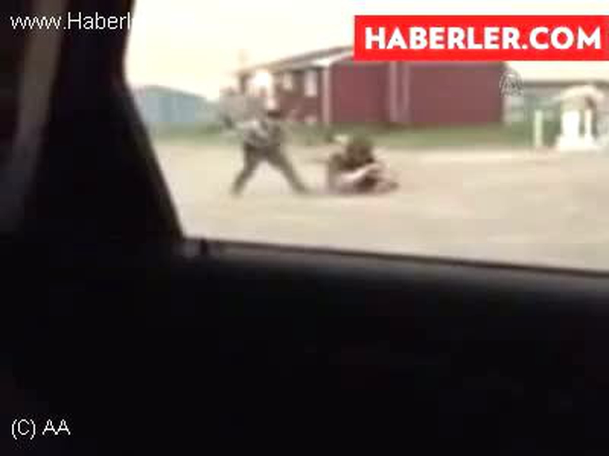 Kanadalı Polisler Kızılderili Genci Darp Etti