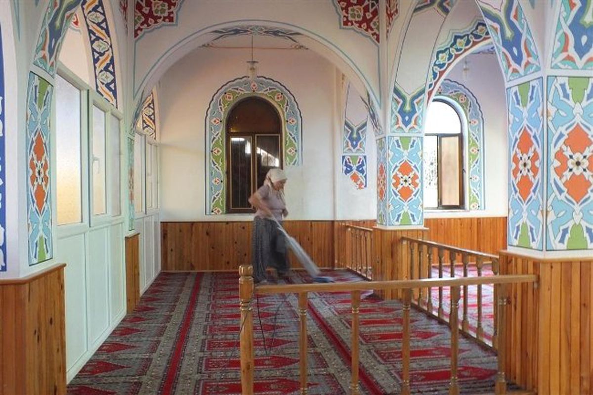 Köşk\'ün Camileri Pırıl Pırıl