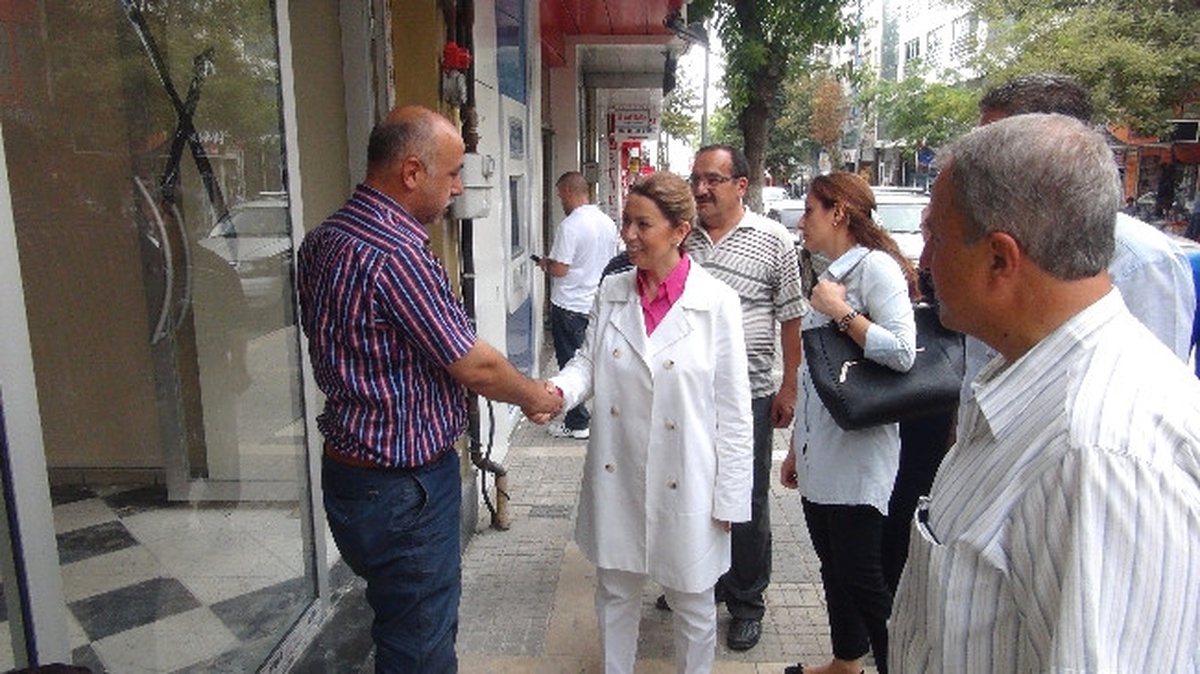 Milletvekili Çalık\'tan Esnaf Ziyareti