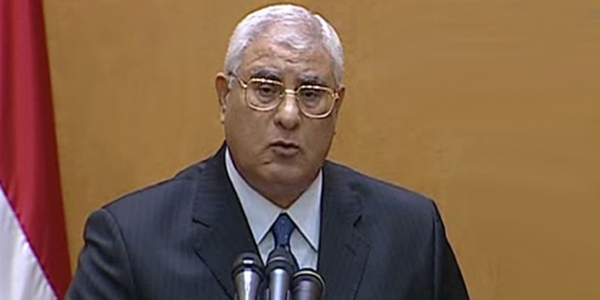Mısır\'da Ordunun Yönetime El Koyması