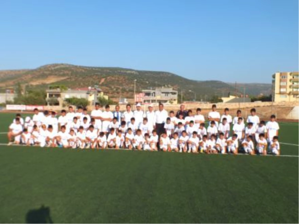 Pazarcık\'ta İlk Yaz Futbol Okulu