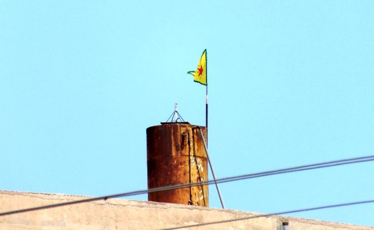 Pyd Rasulayn\'a Bayrak Dikti