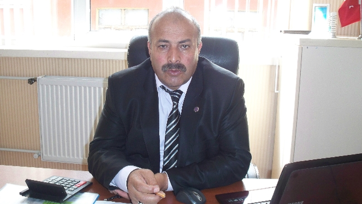 Saka\'dan Kent Meydanı Etrafında Çay Satışı Yapılmasına Tepki