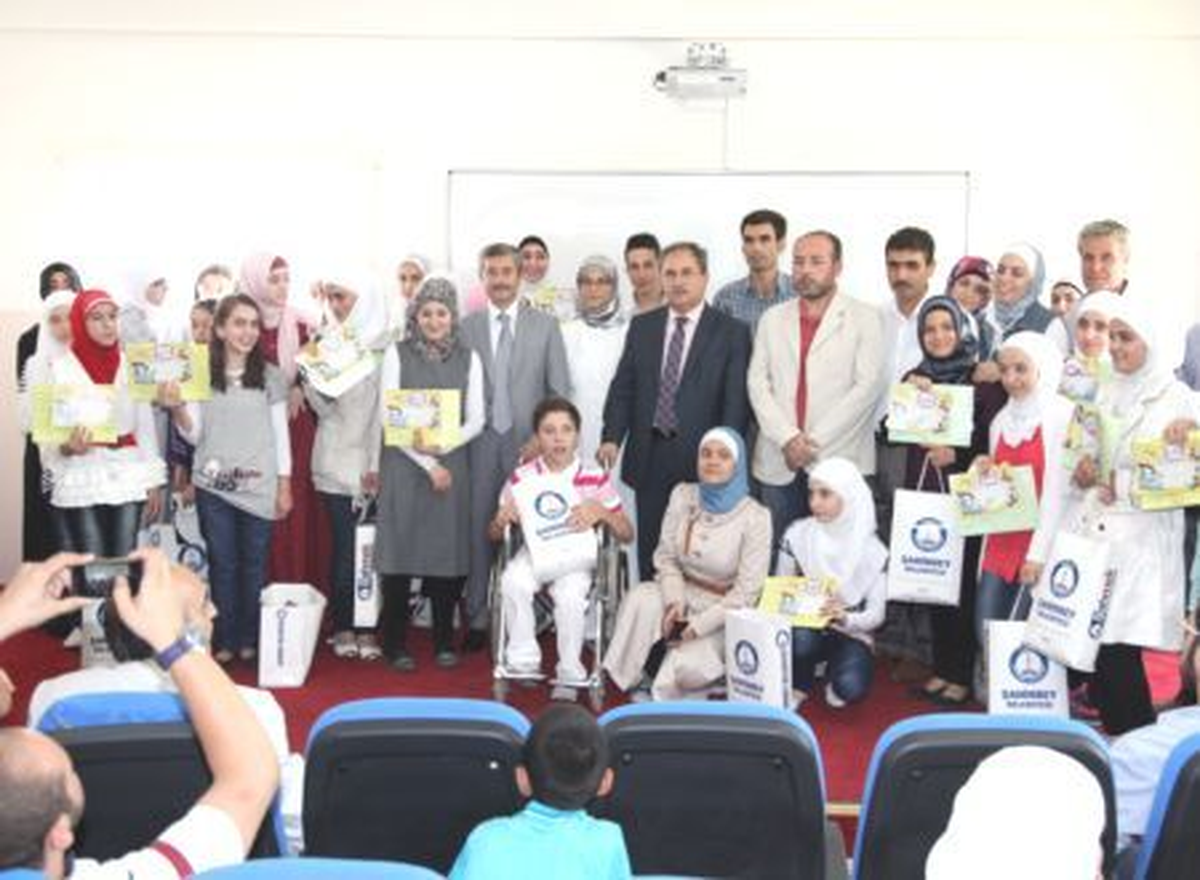 Suriyeli Öğrencilerin Karne Sevinci