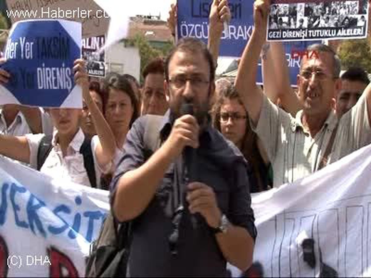 Taksim Dayanışması\'ndan \'Gözaltı\' Protestosu