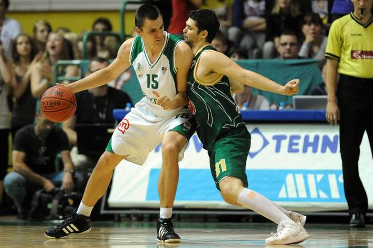 Tofaş, Jure Balazic\'i Transfer Etti
