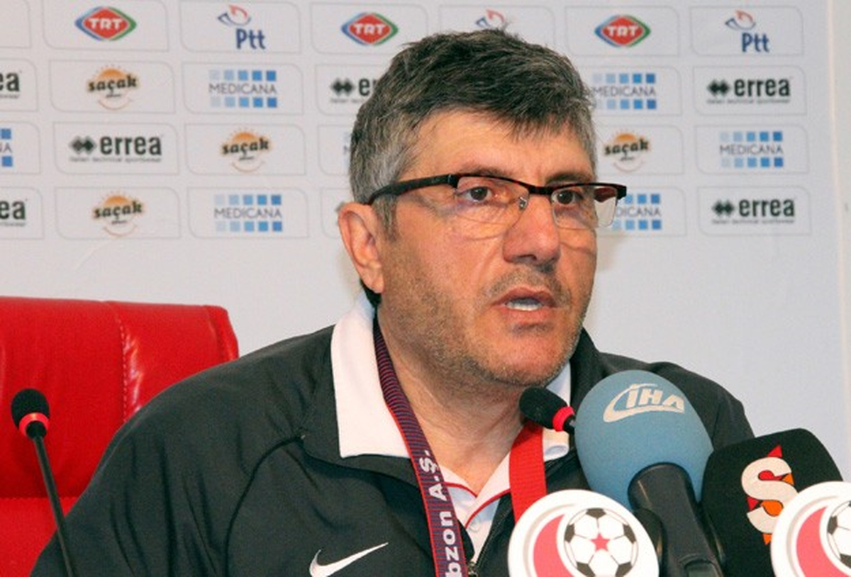 Trabzonspor Teknik Direktörü Mustafa Akçay