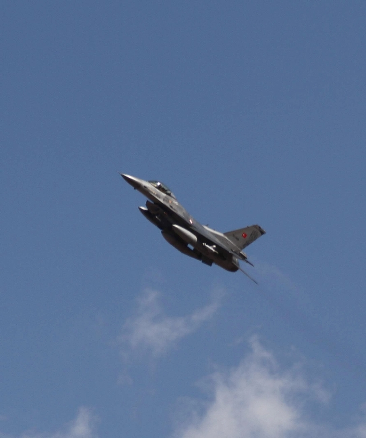 Türk Jetleri Suriye Sınırında Keşif Uçuşu Yaptı