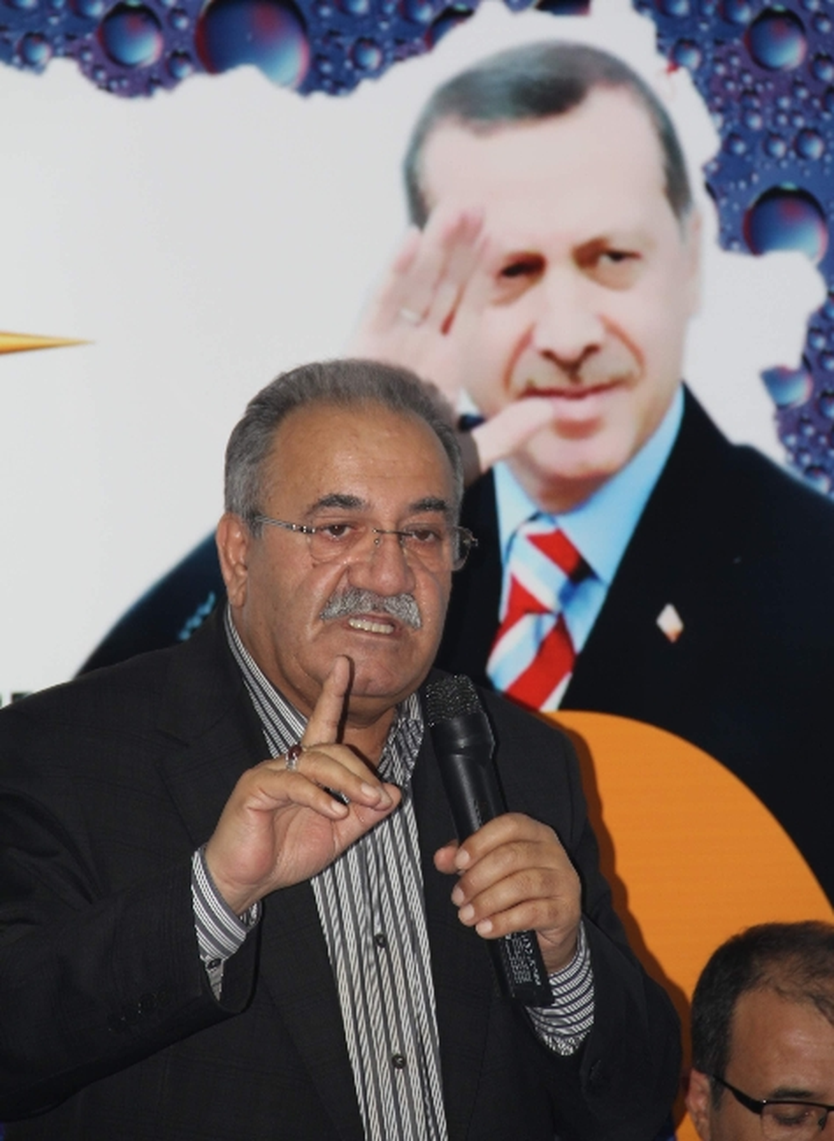 Uslu\'dan \'Demokrasi\' Vurgusu