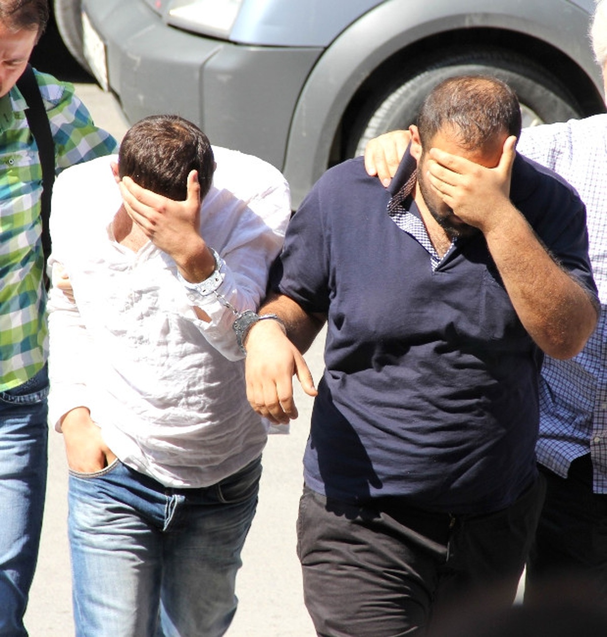 Uyuşturucuyla Yakalanan 4 Kişi Adliyeye Sevk Edildi