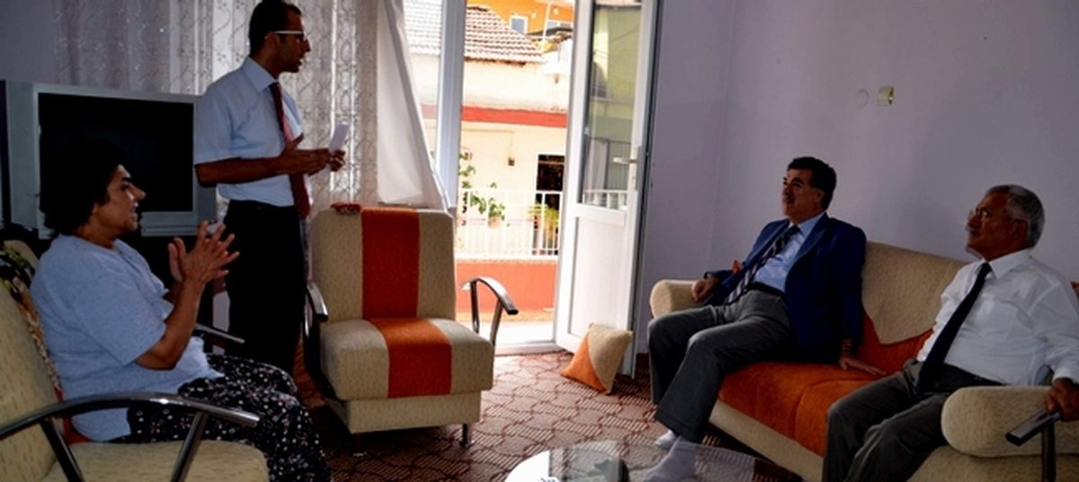 Vali Al, İhtiyaç Sahiplerinin Kapısını Çaldı