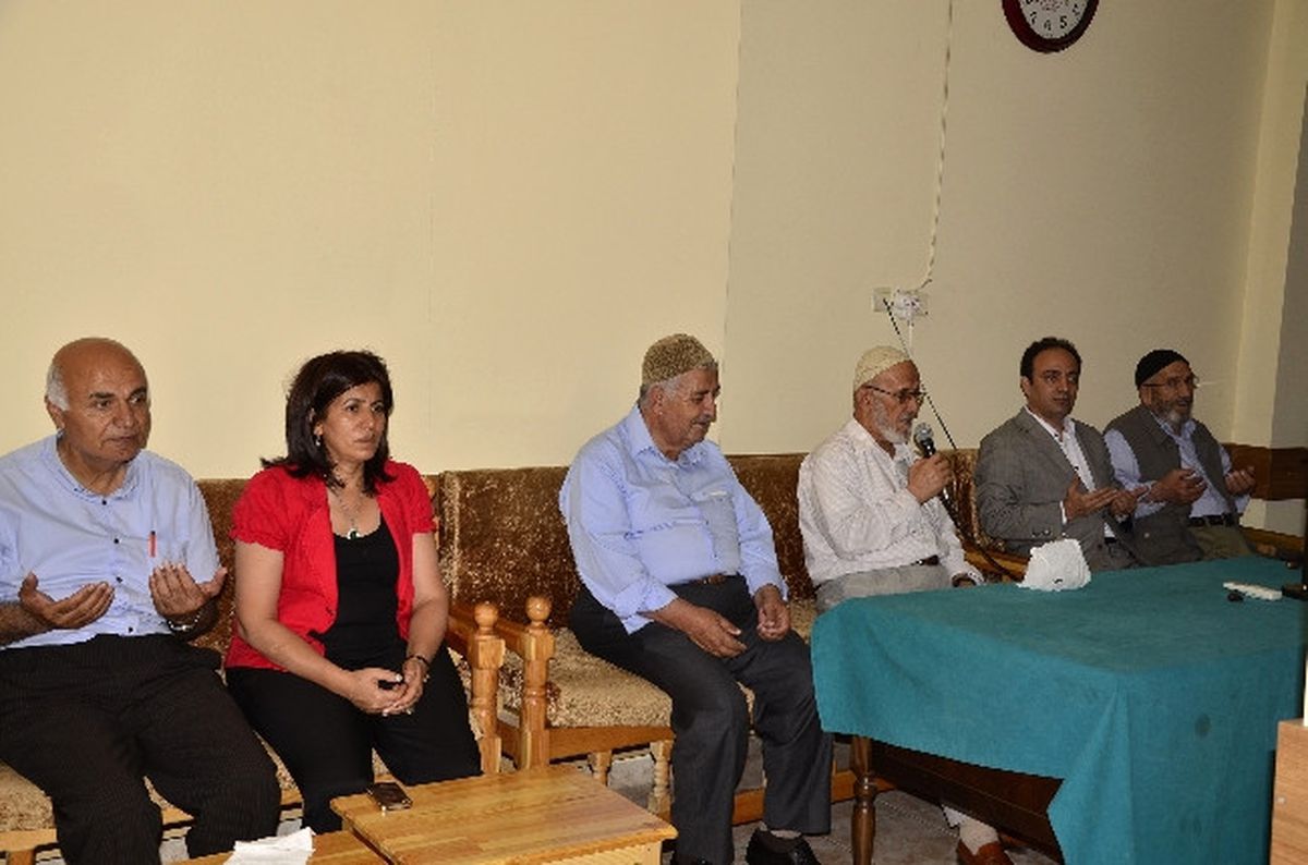 Baydemir İftarı Taziye Evinde Açtı
