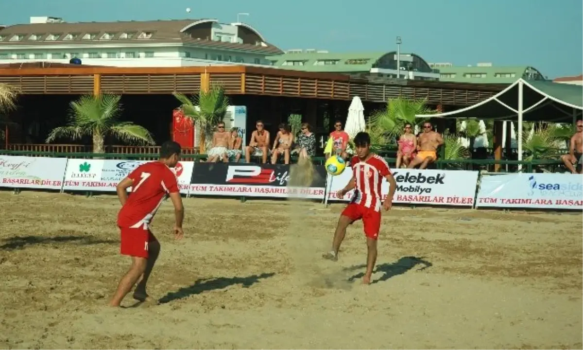 Plaj Futbol Ligi Heyecanı Başladı