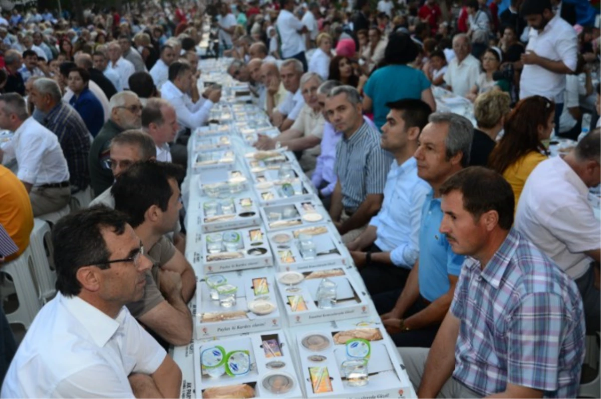 Beylikdüzü\'nden Şarköy\'e Uzunan Ramazan Ruhu