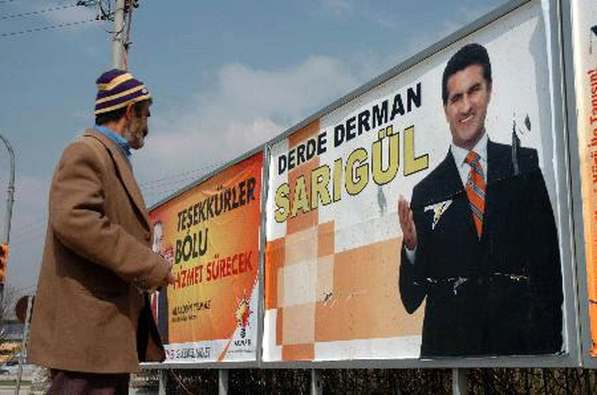 Billboardlar Görsel Kirliliğe Malzeme Ediliyor