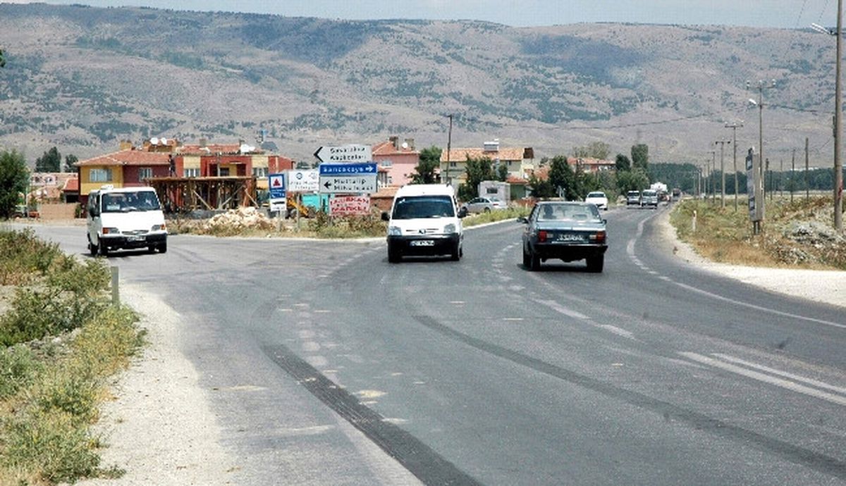 Kavşakta Ölüm Tehlikesi