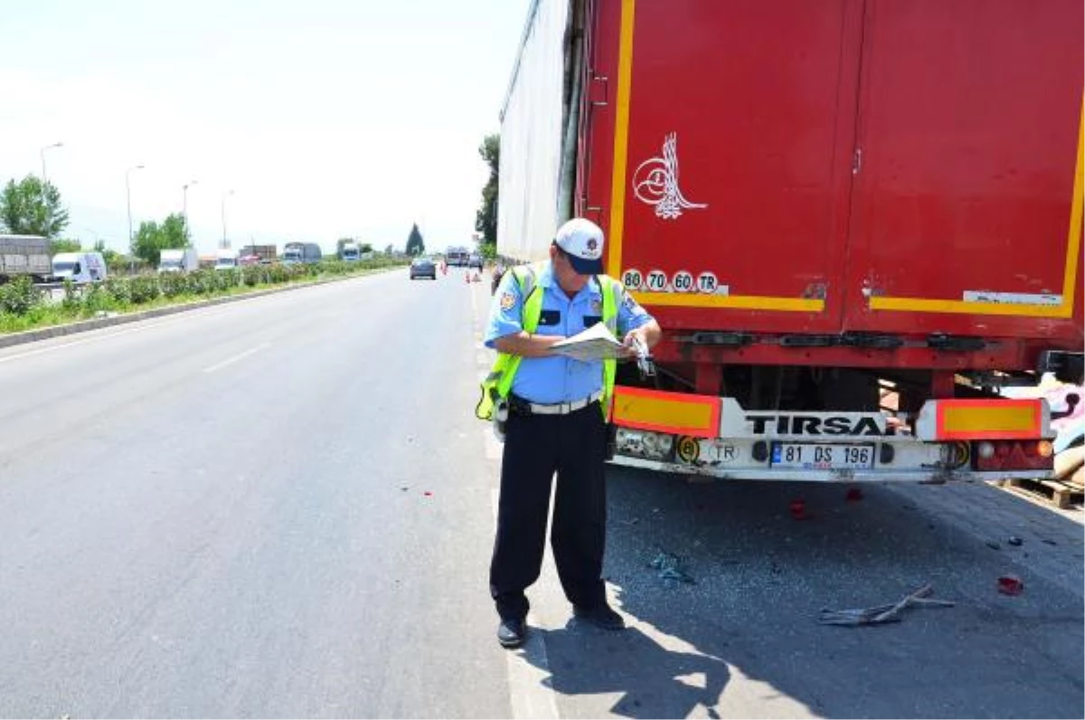 Babasını Kaybeden Sürücü Sinir Krizi Geçirdi