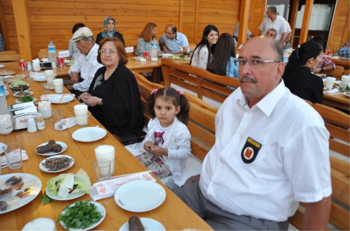 Marmara Ereğlisi Kaymakamlığı Şehit Aileleri ve Gazilere İftar Verdi