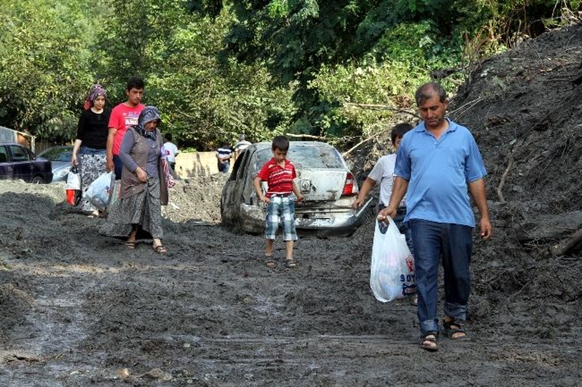 Sel ve Heyelan Felaketi Yaşayan Çökek Yaylası Susuz Kaldı