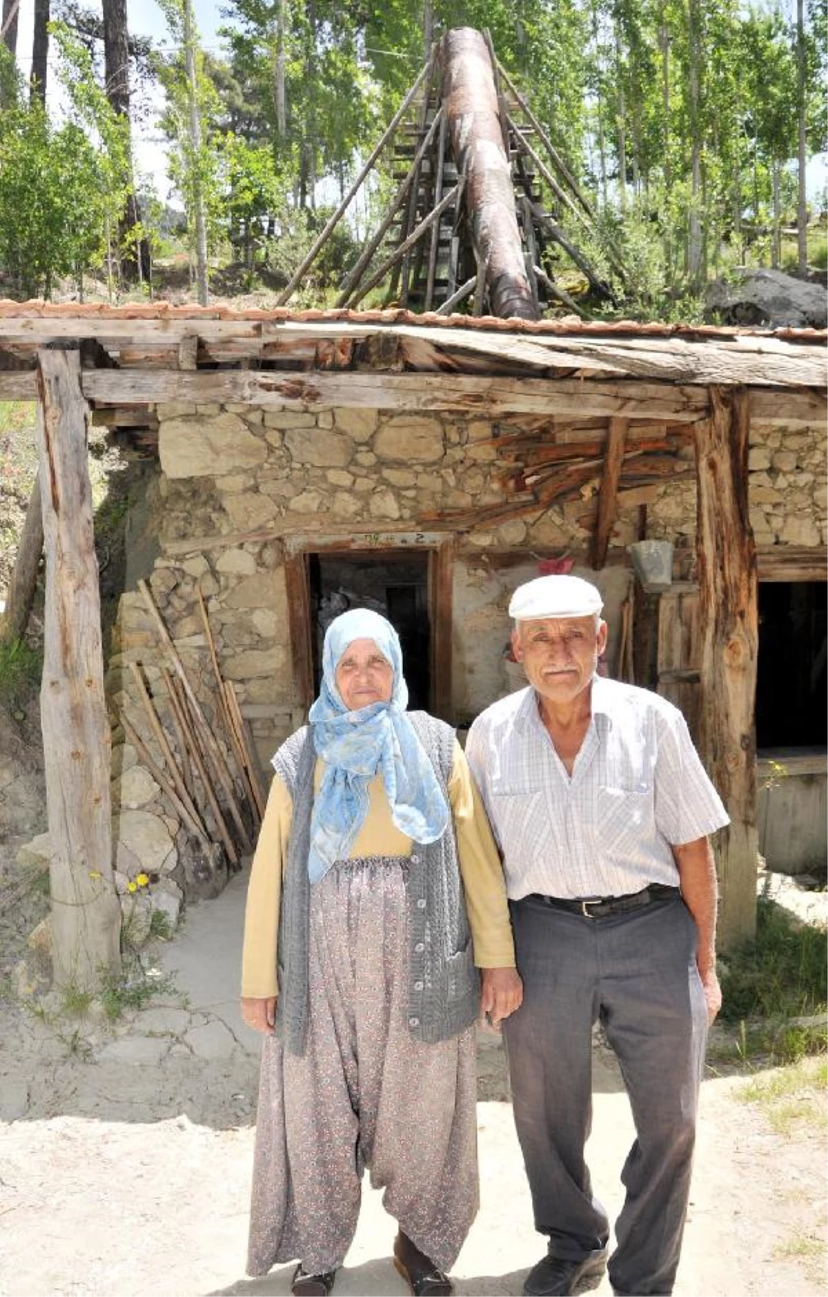 Toroslar\'ın Doruğunda 100 Yıldır Çalışan Su Değirmeni