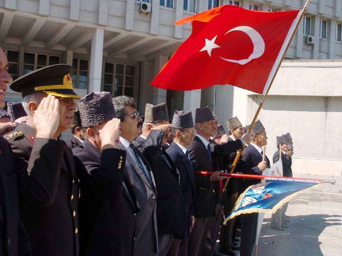 Zonguldak\'ta, Kıbrıs Barış Harekatı\'nın Yıldönümü Kutlandı