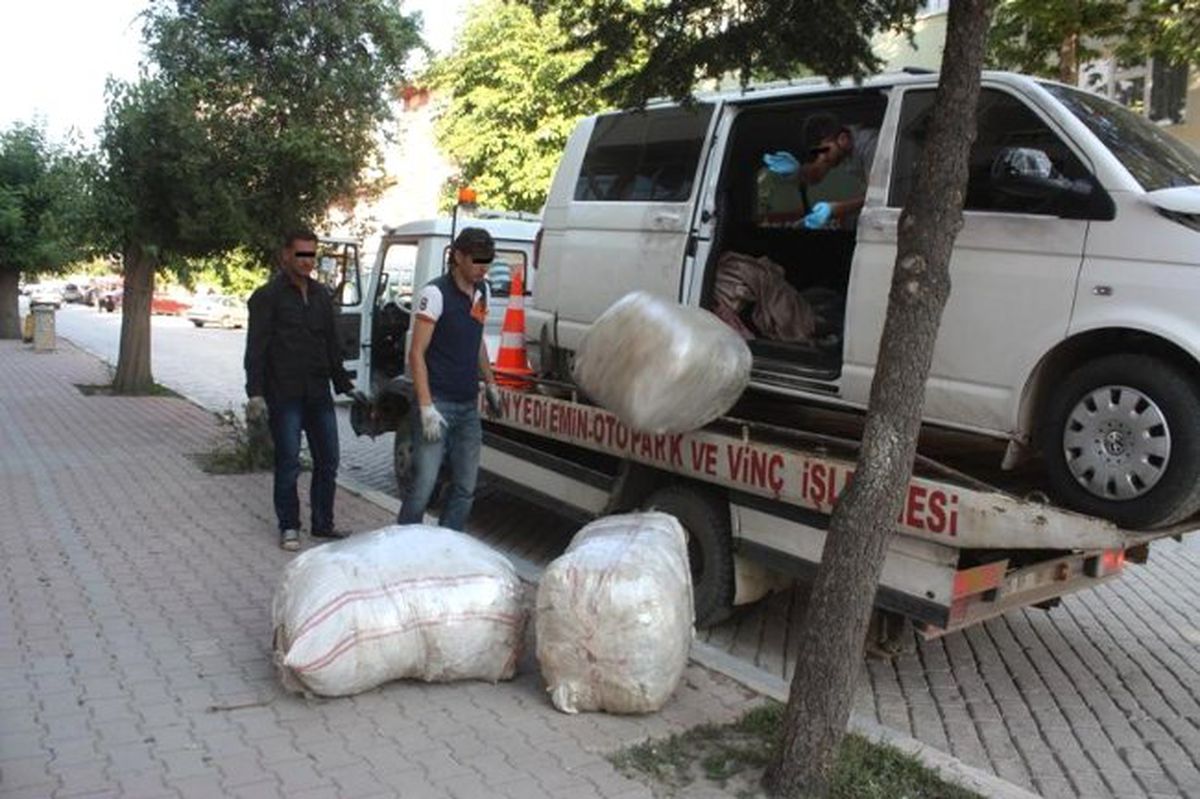 Afyonkarahisar\'da Esrar Operasyonu